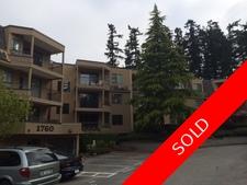 Sunnyside Park Surrey Condo for sale:  2 bedroom 960 sq.ft. (Listed 2014-05-07)